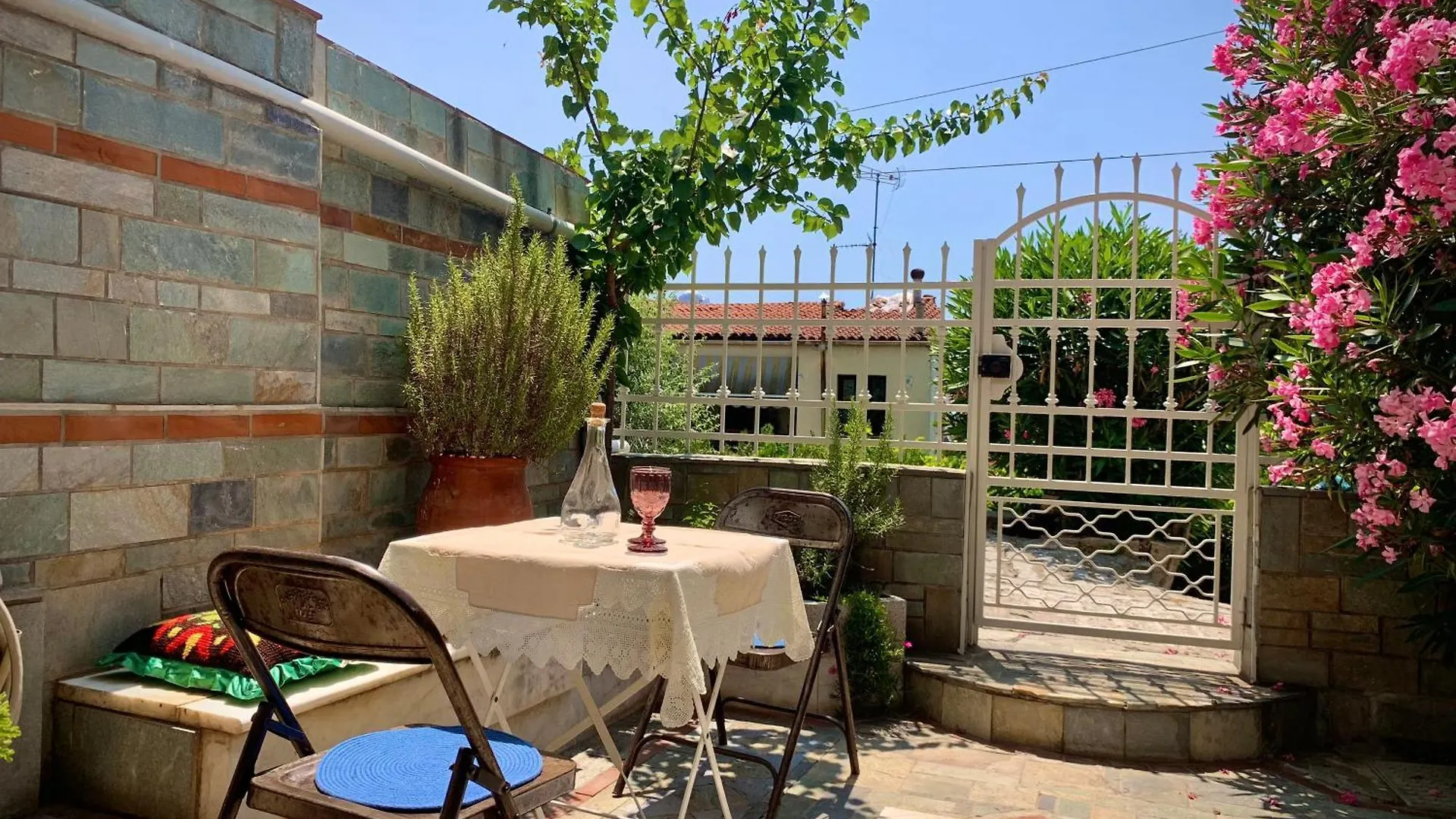 Gemuetliches Appartement In Ano Poli Thessaloniki Apartment